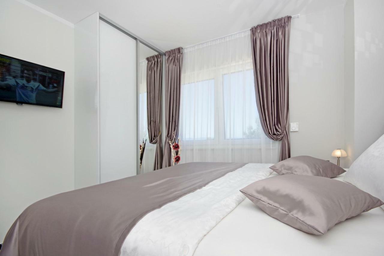 Villa Inis Makarska Esterno foto