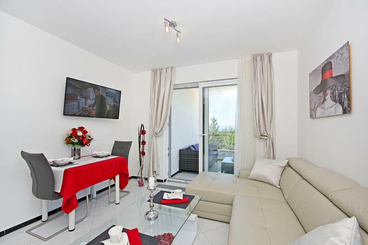Villa Inis Makarska Esterno foto