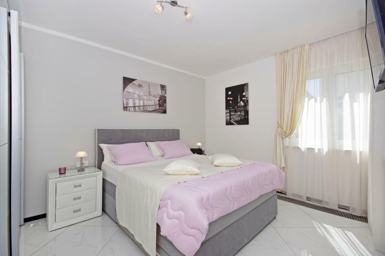 Villa Inis Makarska Esterno foto