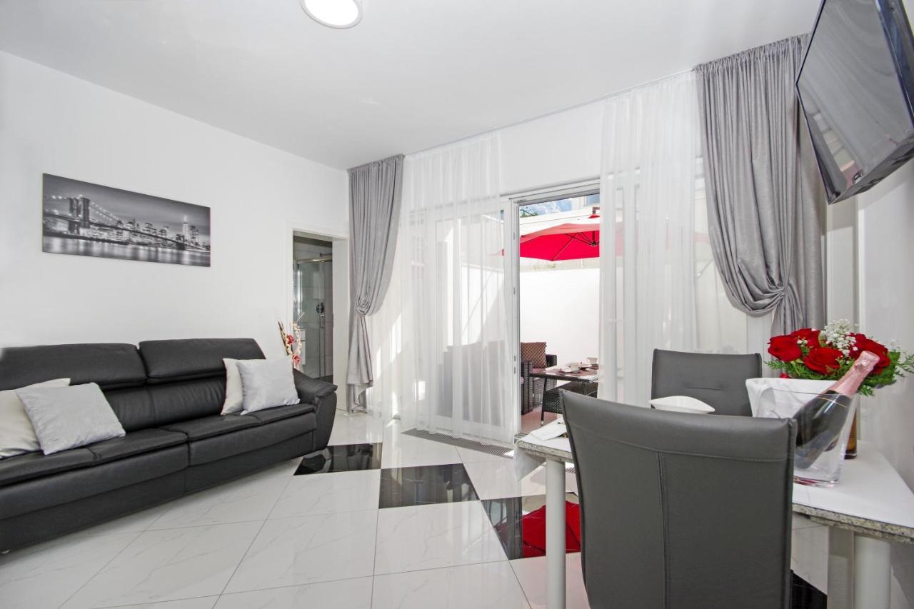 Villa Inis Makarska Esterno foto